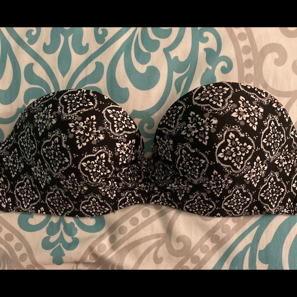 Strapless bikini